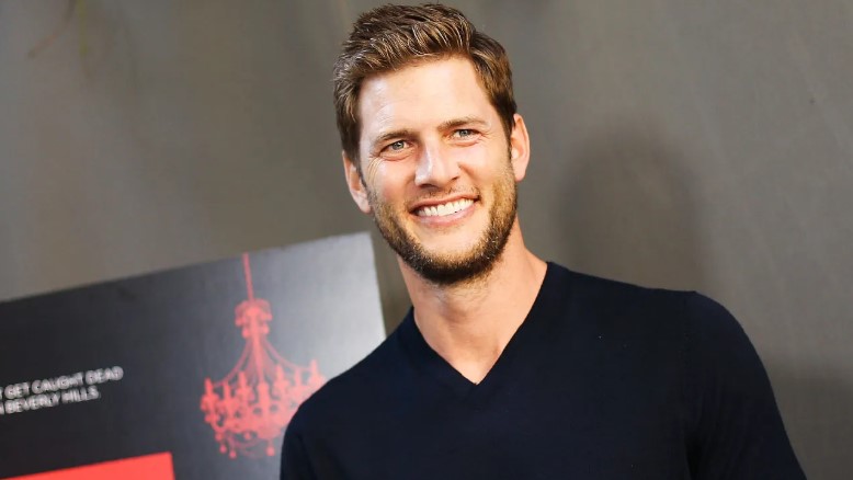Ryan McPartlin